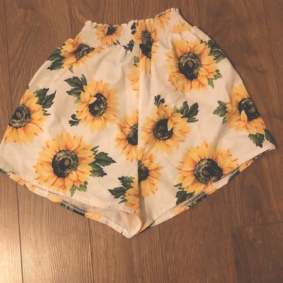 Sunflower Shorts, size small - Picture 2 of 2